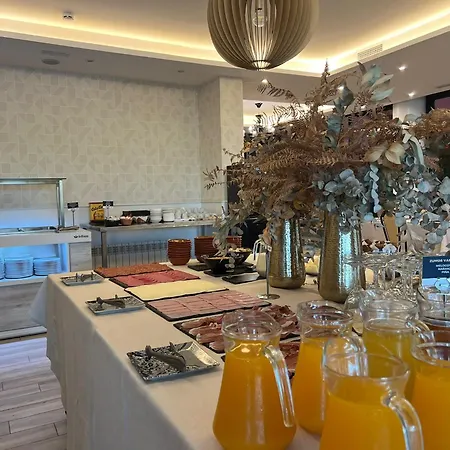 Restaurante Boabdil Hotel 2*